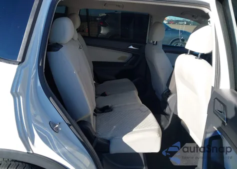 2018 Volkswagen Tiguan 2.0T S из США, поврежденный, VIN 3VV1B7AX1JM011933